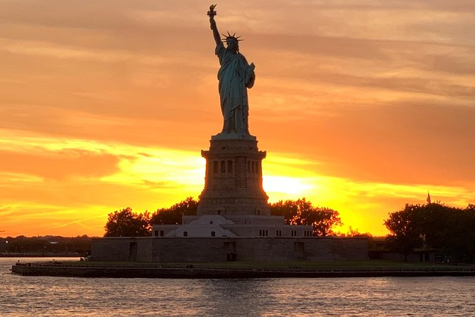 Statue of Liberty Sunset Cruise and New York City Sky Line - Pier 78 Setup and What the 1-Hour Ride Really Feels Like