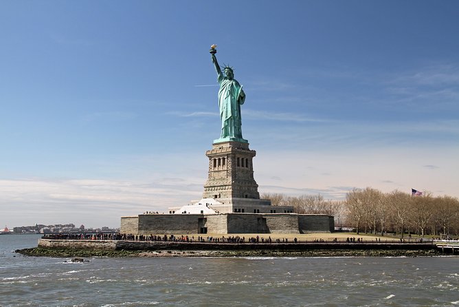 Statue of Liberty Sunset Cruise and New York City Sky Line - Value Math: Is $35.99 Good for What You Get?