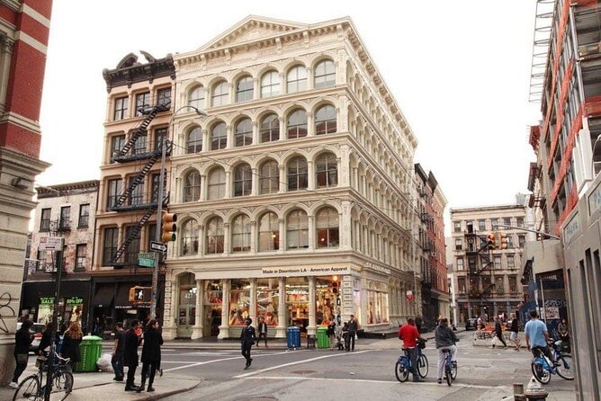 Street art tour at Soho - Guides that keep the group engaged, from Ortal to Adi to Avitel