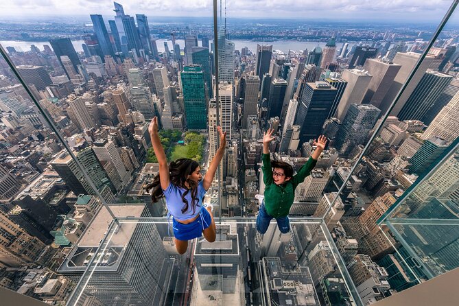 SUMMIT One Vanderbilt Experience Ticket - LEVITATION Sky Boxes: Transparent Glass, Big Views, and Photo Etiquette