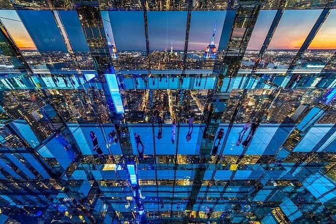 SUMMIT One Vanderbilt Skip-the-Line Premium Experience with Tour - Footwear, dress rules, and the things security can stop