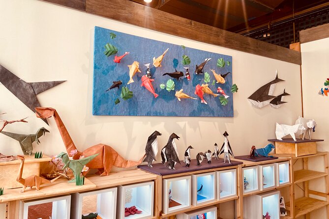 [Taro's Origami Studio] 30-Minute Origami Experience - Brooklyn, New York - Studio Atmosphere and Help: Clean Space, Friendly Guidance