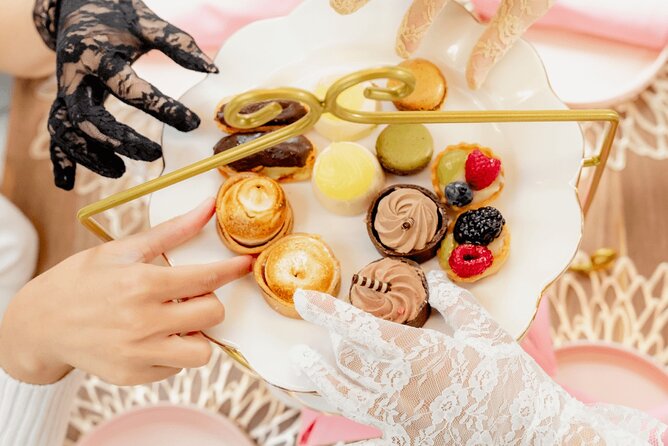 Tea Around Town® NYC: Mobile Tea Room Experience - Who Should Book This Tea Tour, and Who Might Skip It
