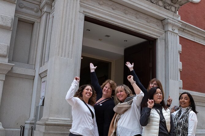 The Art of Stories: A Literary Tour in the Metropolitan Museum - Price and Value: What $50 Buys at the Met