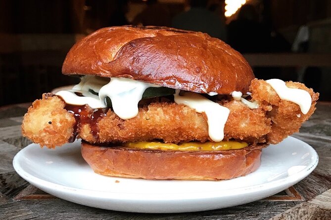 The Beers and Burgers Crawl - Stop 1 in the East Village: orientation plus the first food moment