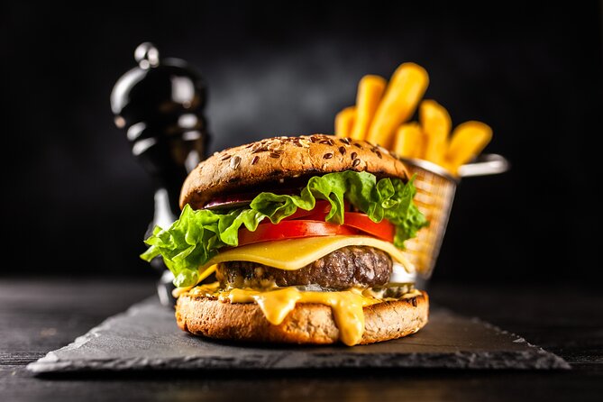 The Beers and Burgers Crawl - 7B Horseshoe Bar (Vazacs): local only, with Hollywood history