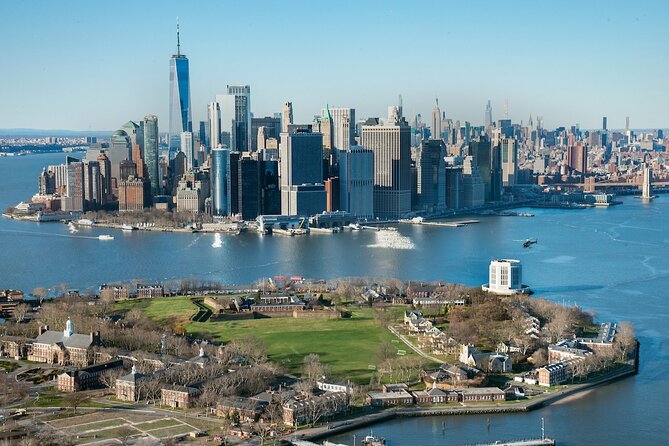 The Empire Helicopter Tour of New York - From East River Piers, a 25 to 30 minute Manhattan reality check