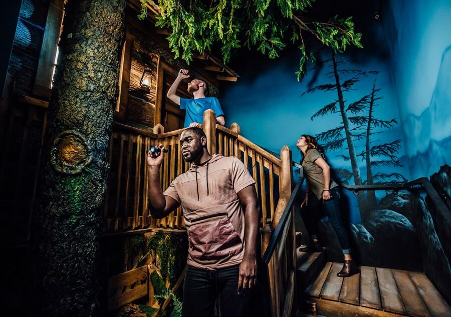 The Escape Game: 60-Minute Adventures in Midtown Manhattan - The 60-minute mission, shared groups, and how hints keep you moving