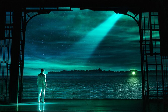 The Great Gatsby on Broadway Ticket - Entry rules: photo ID, age limits, and what you must plan for