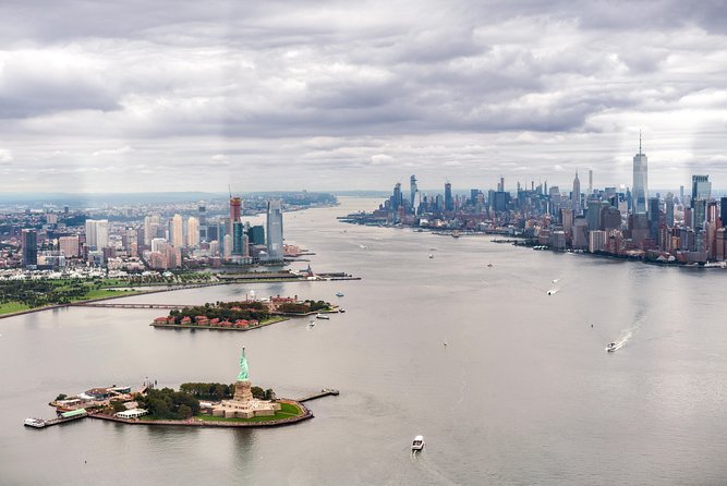 The Manhattan Helicopter Tour of New York - Quick reality check: what 12 to 15 minutes buys you in the air