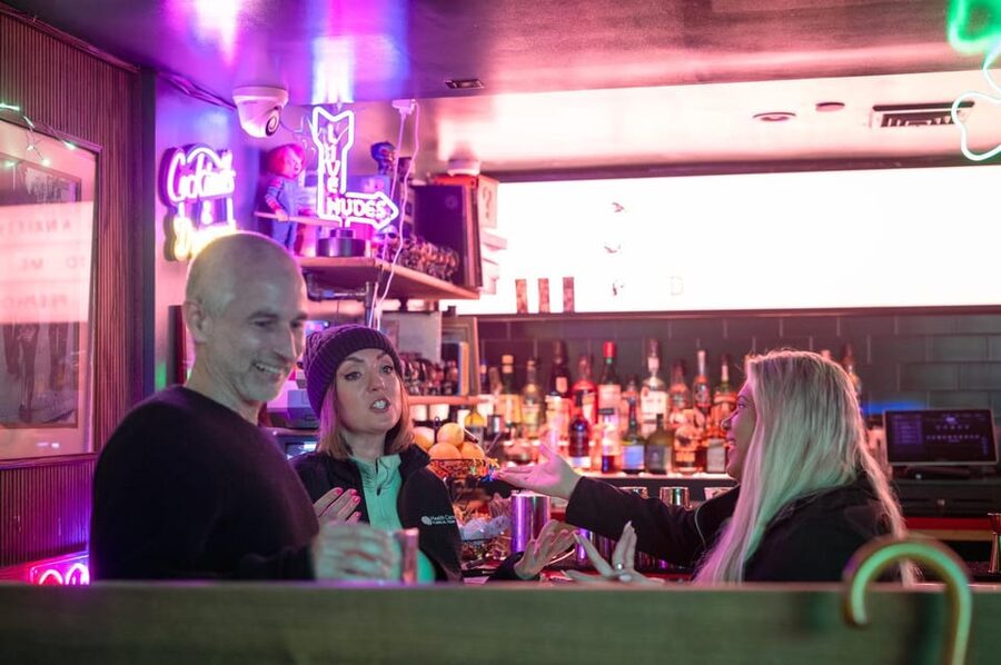 The NYC Speakeasy Adventure: A Tipsy Trip Through History - Express Entry and the Security Skip: Less Waiting, More Ordering