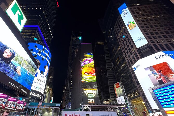 Times Square After Dark: the Red Light Secrets Unveiled - Who should book this tour, and who should think twice
