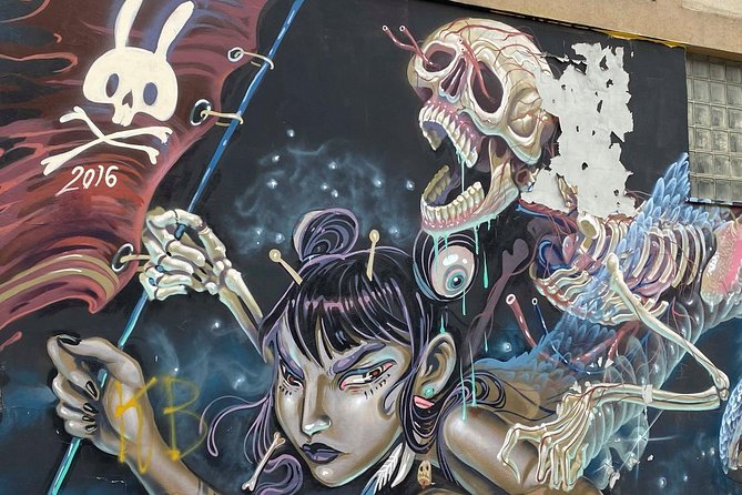 Tour of Contrasts in Italian - Queens stop: Flushing Meadows, the Unisphere, and US Open country
