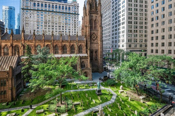 Twilight Tour: Death in New York (Lower Manhattan) - Stop 3 at Battery Park City: cenotaphs and Titanic connections