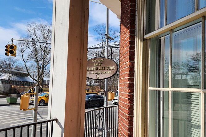 Unexpected Wall Street Walking Tour - Start at South Ferry and get oriented the right way