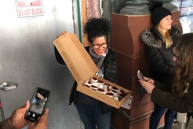 Union Square Donut Tour: Choose Your Own Donut Adventure - Union Square walk: landmarks plus lots of donut choice