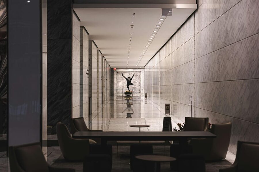 Unveiling New York City's Most Breathtaking Lobbies - Price and value: is $50 for 2 hours worth it?