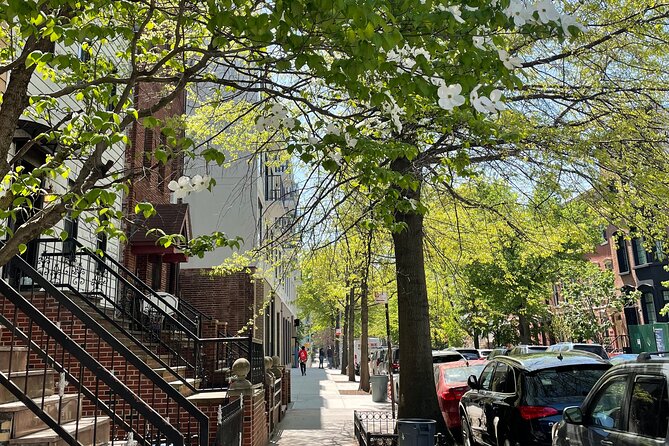 Vintage + Secondhand Shopping Walking Tour through Brooklyn, NYC - How Christina’s guidance changes the way you shop