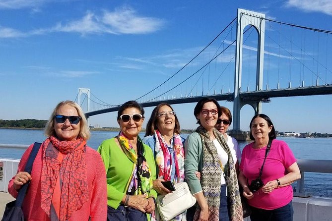 VIP contrasts (We visited Harlem, Bronx, Queens, Brooklyn and Manhattan) - The Staten Island Ferry Ride: Statue of Liberty Views Without the Extra Pressure