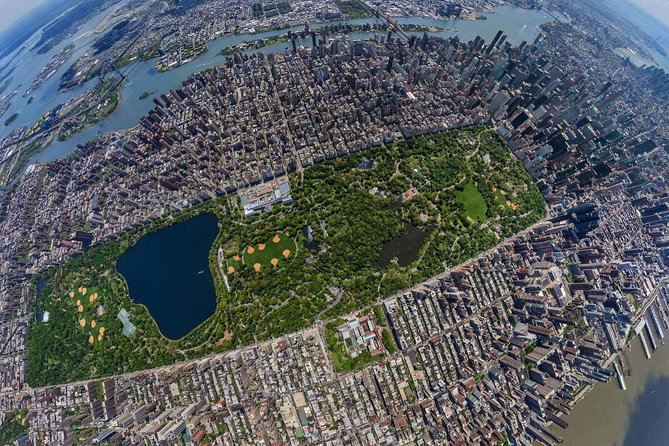 VIP Horse Carriage Ride through Central Park (Up to 4 Adults) - From Jose Martí Statue to a Calm Carriage Loop, Up to 4 Adults