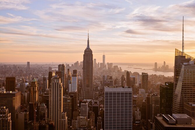 VIP Rock Pass: Includes SKYLIFT, Beam, Rooftop Garden - The guided Rockefeller Center walk and the rooftop garden stop