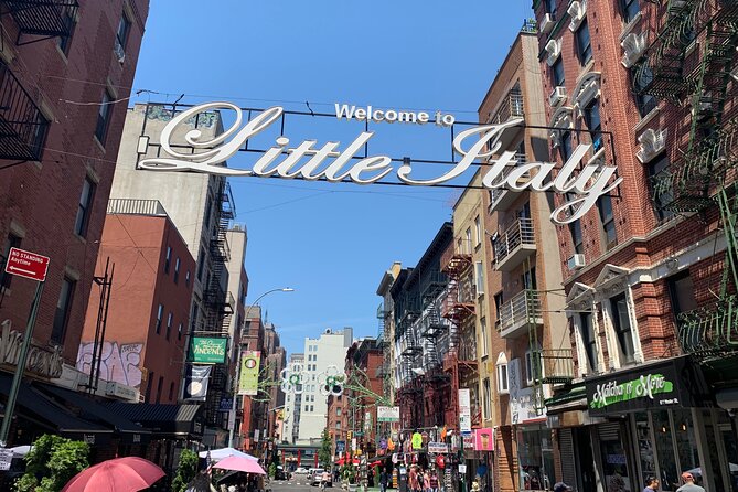 Visit in French the must-see neighborhoods of NYC - Group size, pace, and how to show up ready