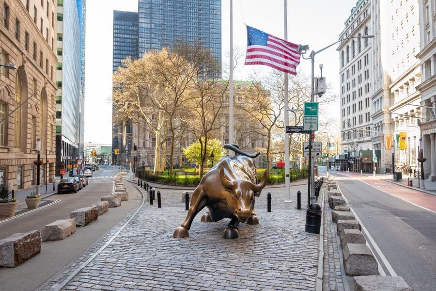 Wall Street and Financial District Private Walking Tour - Getting Started at Pace University and the Benjamin Franklin Statue