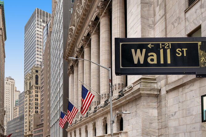 Wall Street Inside with a Trader Walking History Tour - Why this Wall Street Inside tour feels different