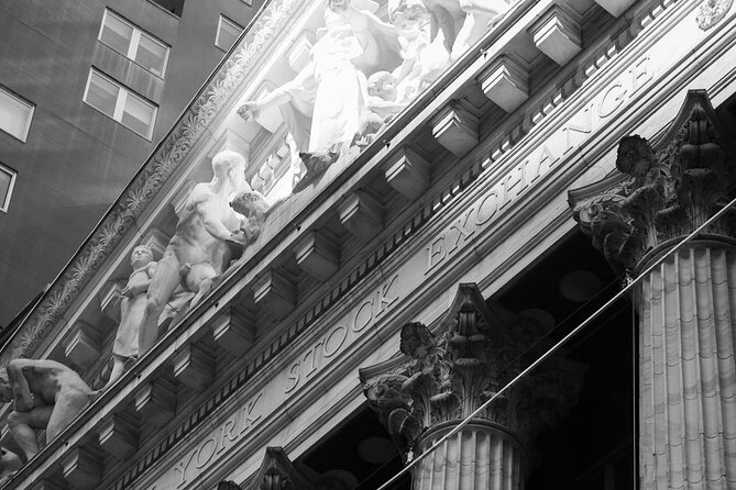 Wall Street Inside with a Trader Walking History Tour - Stop 4: Federal Hall, a building that keeps changing jobs