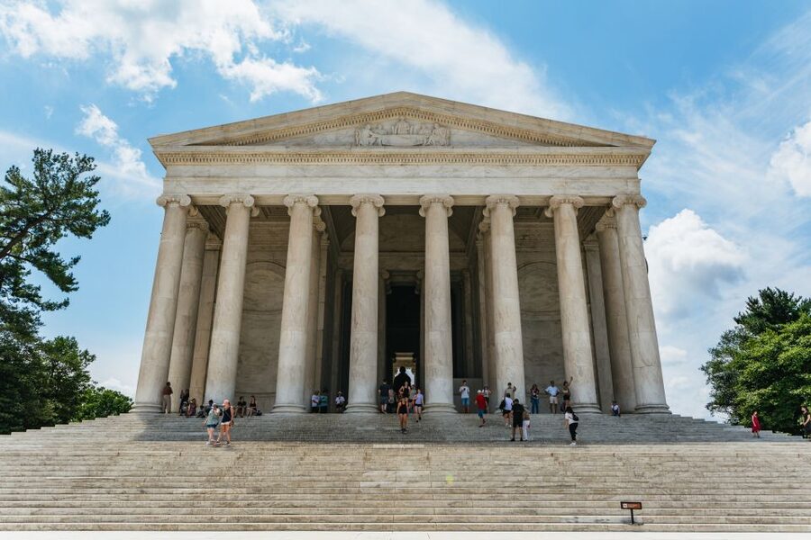 Washington DC Day Trip by Bus from New York City - Jefferson, Lincoln, and the National Mall memorials you will actually remember