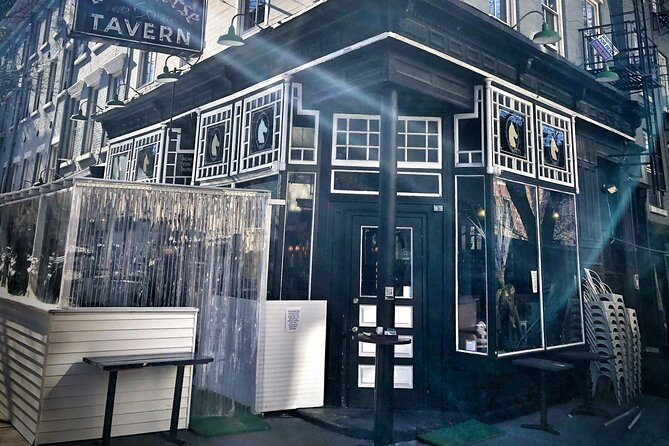 West Village's Flappers, Freaks & Punks: A Self-Guided Audio Tour - Friends (in theory) and Bell Laboratories for a modern-science angle