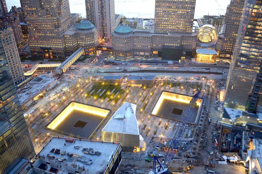 World Trade Center, 911 and Ground Zero Walking Tour - Winter Garden rebuilt: the glass pavilion that signals return